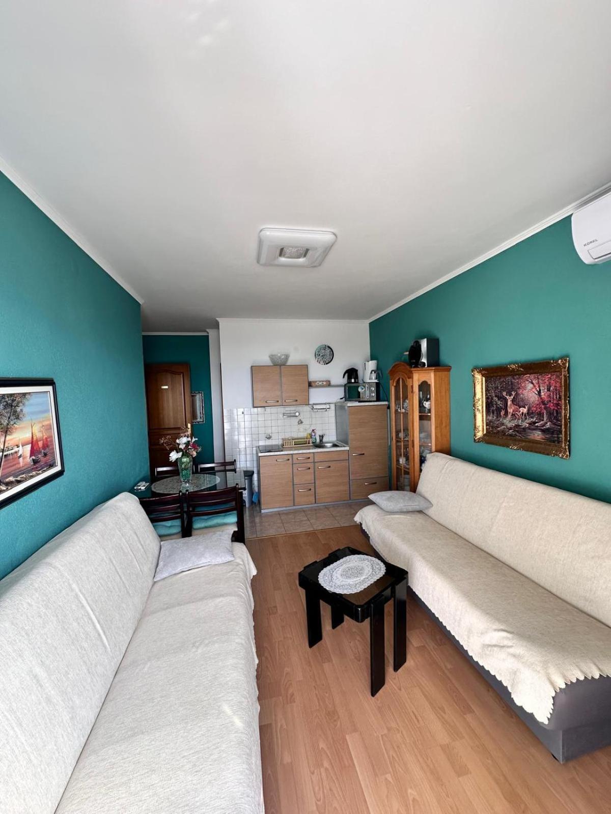 Apartmani Djurda Krk Town Esterno foto