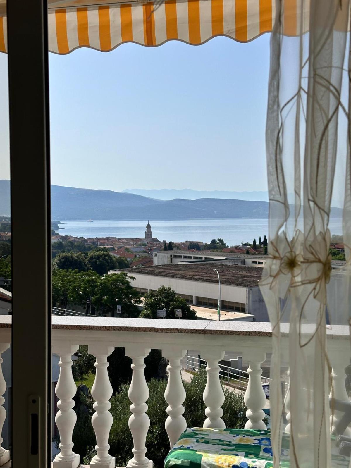 Apartmani Djurda Krk Town Esterno foto