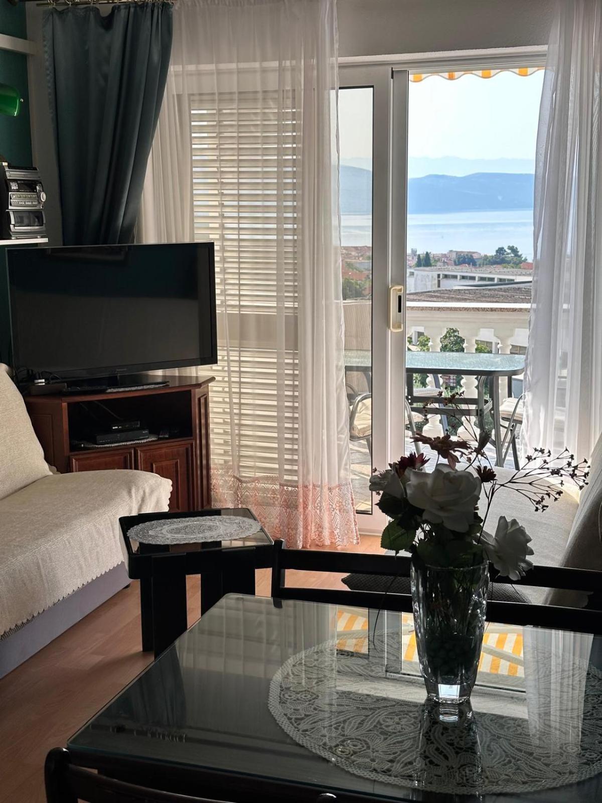 Apartmani Djurda Krk Town Esterno foto