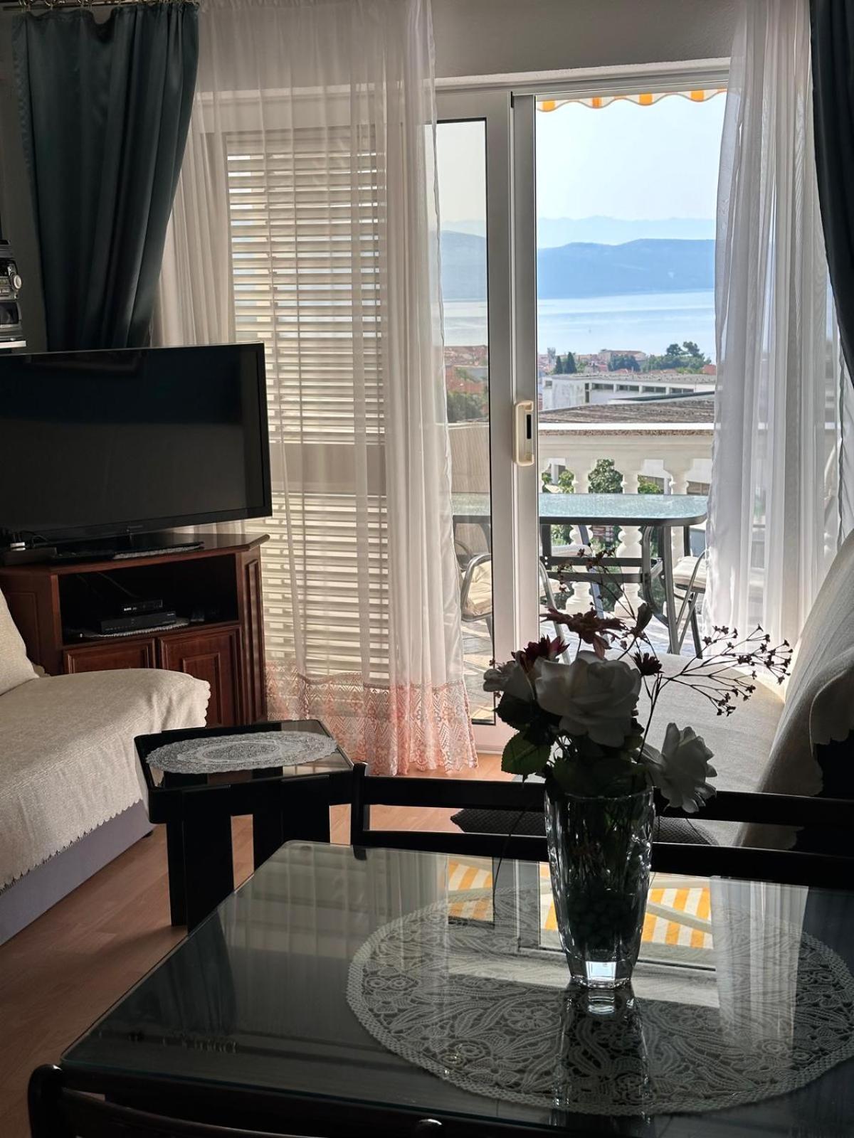 Apartmani Djurda Krk Town Esterno foto