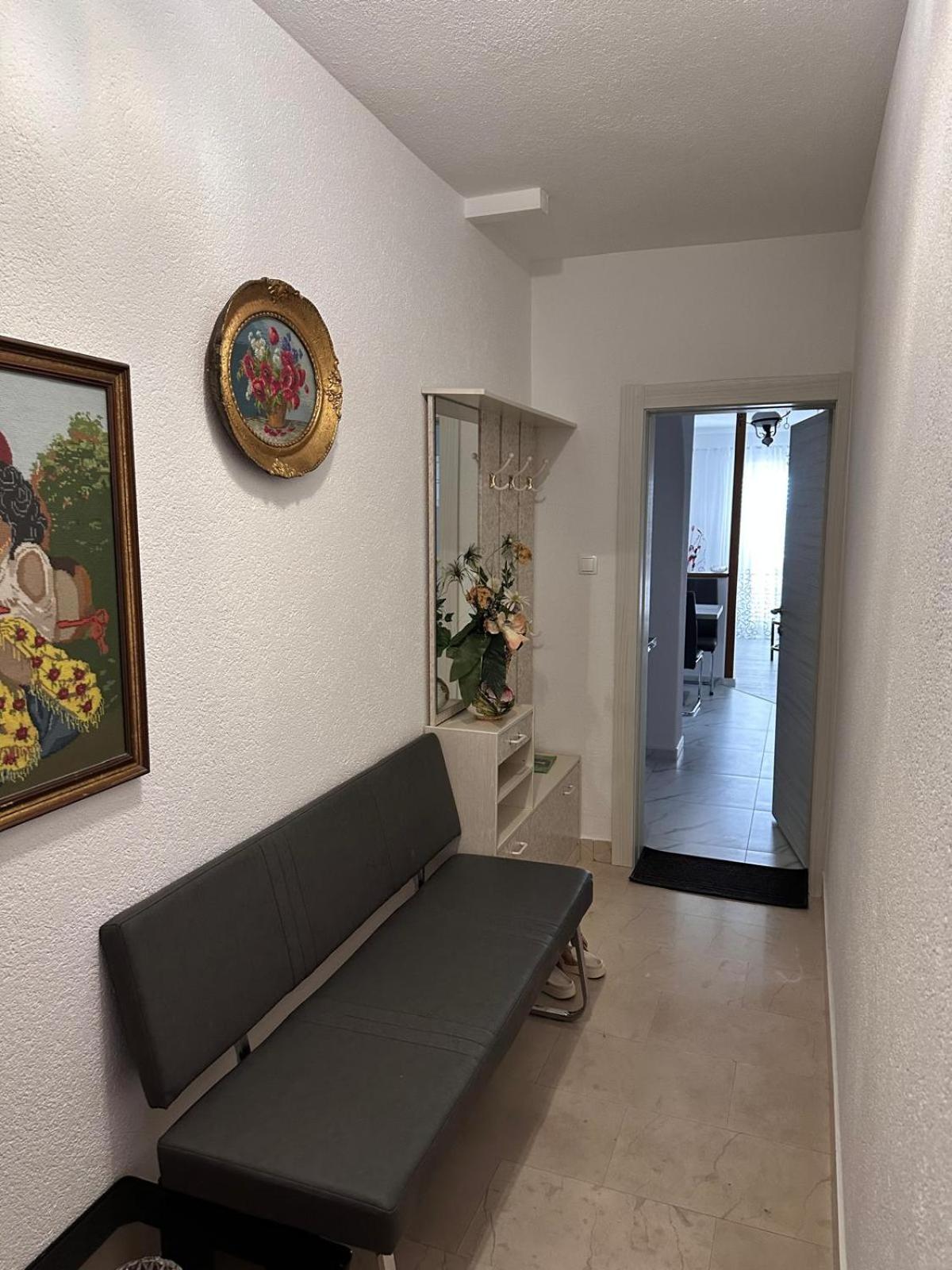 Apartmani Djurda Krk Town Esterno foto