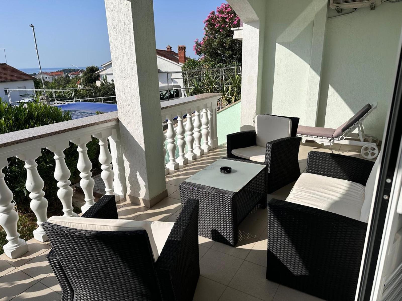Apartmani Djurda Krk Town Esterno foto