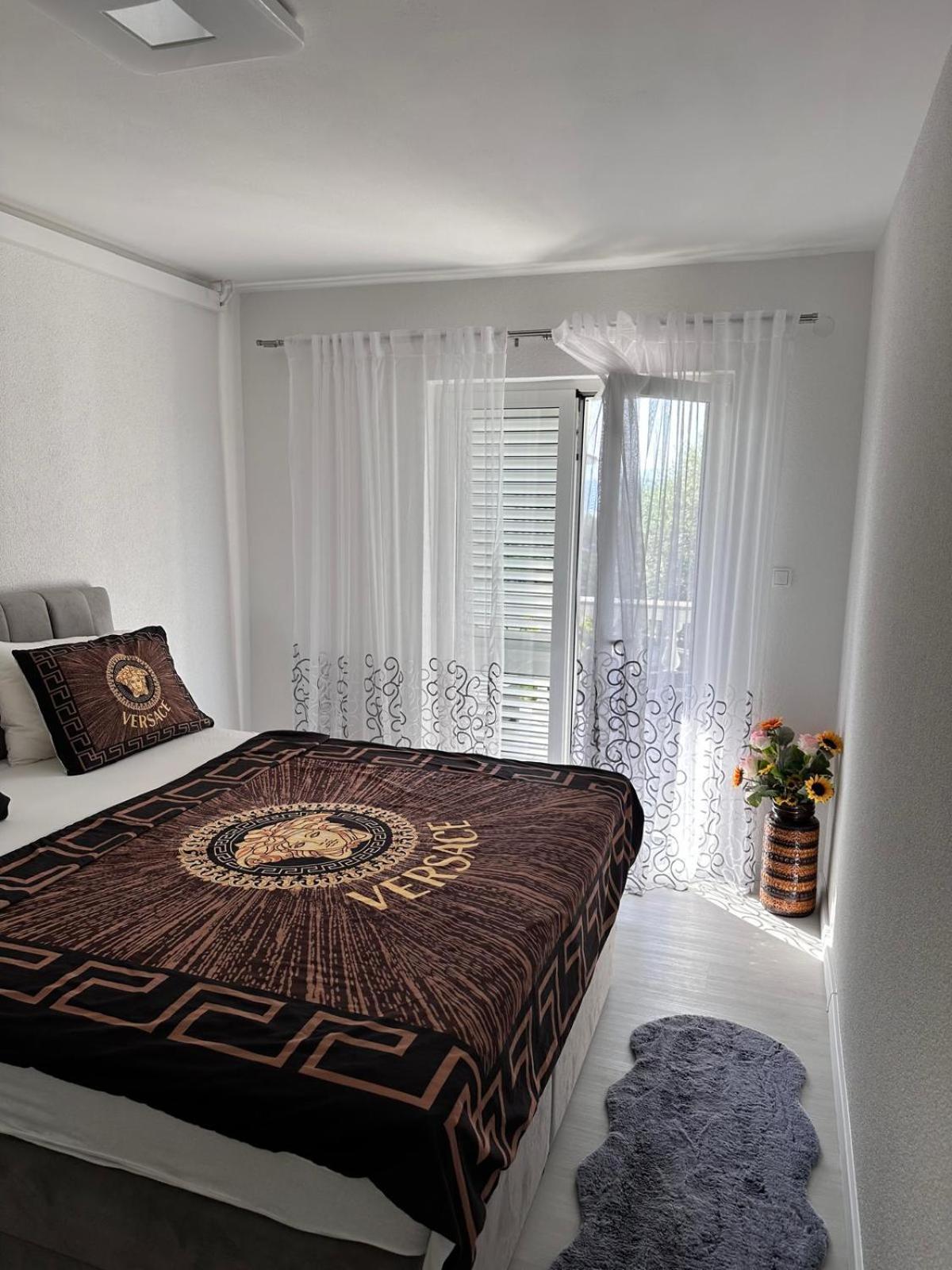 Apartmani Djurda Krk Town Esterno foto